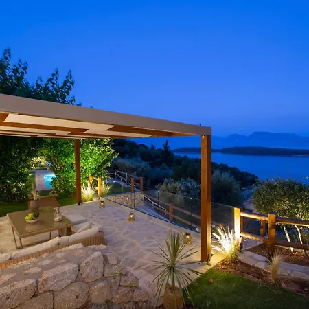 Meliti - Private With Stunning Seaviews, Infinity Pool, Close To The * Nydri (Lefkada)