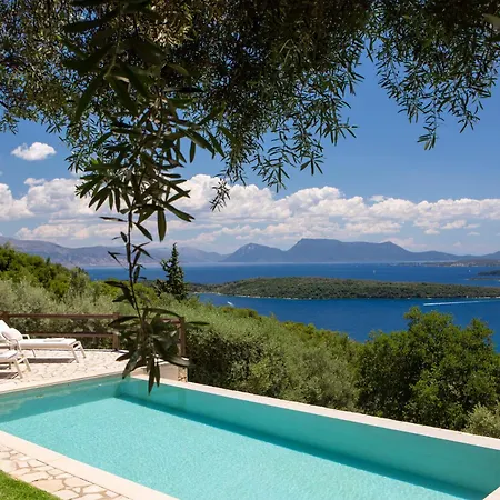 Villa Meliti - Private With Stunning Seaviews, Infinity Pool, Close To The
