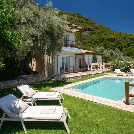 Villa Meliti - Private With Stunning Seaviews, Infinity Pool, Close To The