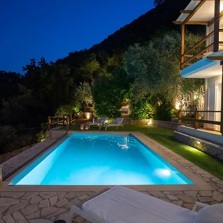 Villa Meliti - Private With Stunning Seaviews, Infinity Pool, Close To The *
