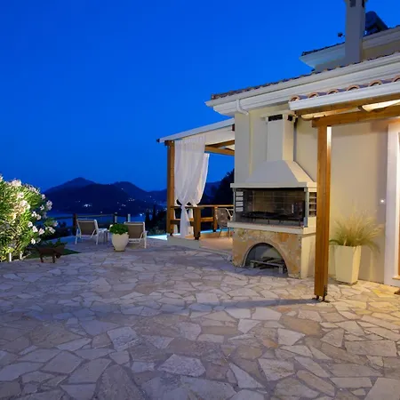 Meliti - Private With Stunning Seaviews, Infinity Pool, Close To The Villa Nydri (Lefkada)