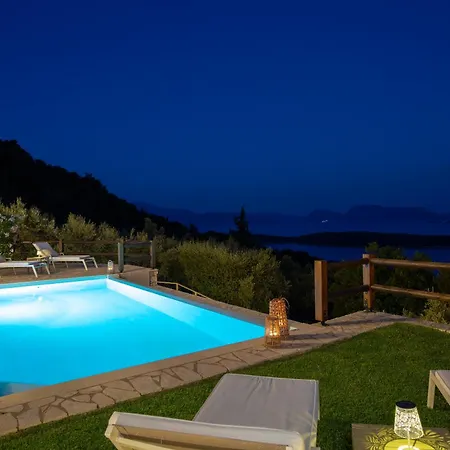 Villa Meliti - Private With Stunning Seaviews, Infinity Pool, Close To The