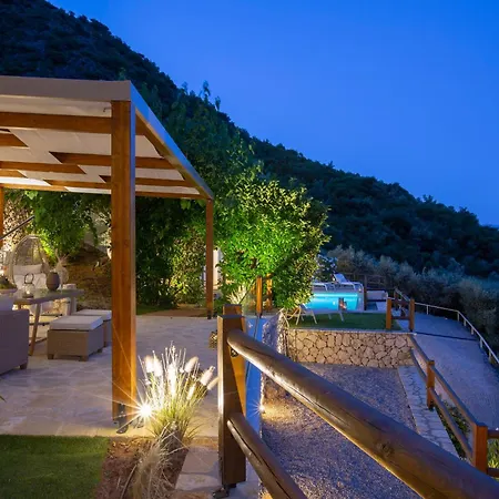 Meliti - Private With Stunning Seaviews, Infinity Pool, Close To The *