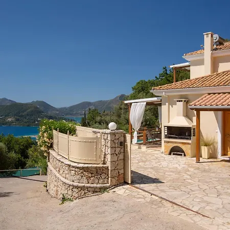 Meliti - Private With Stunning Seaviews, Infinity Pool, Close To The * Nydri (Lefkada)
